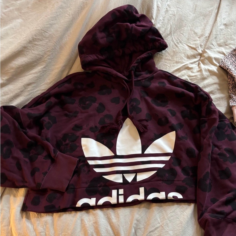 Adidas women’s crop top hoodie sweatshirt top, size medium